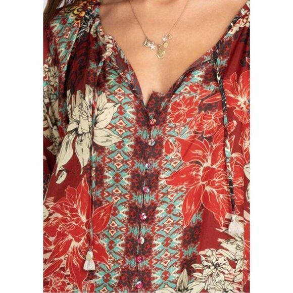 Johnny Was Silk IKAT Blise Blouse Gorgeous Rich Red Colors Classic Fit Boho XS - Picture 2 of 9